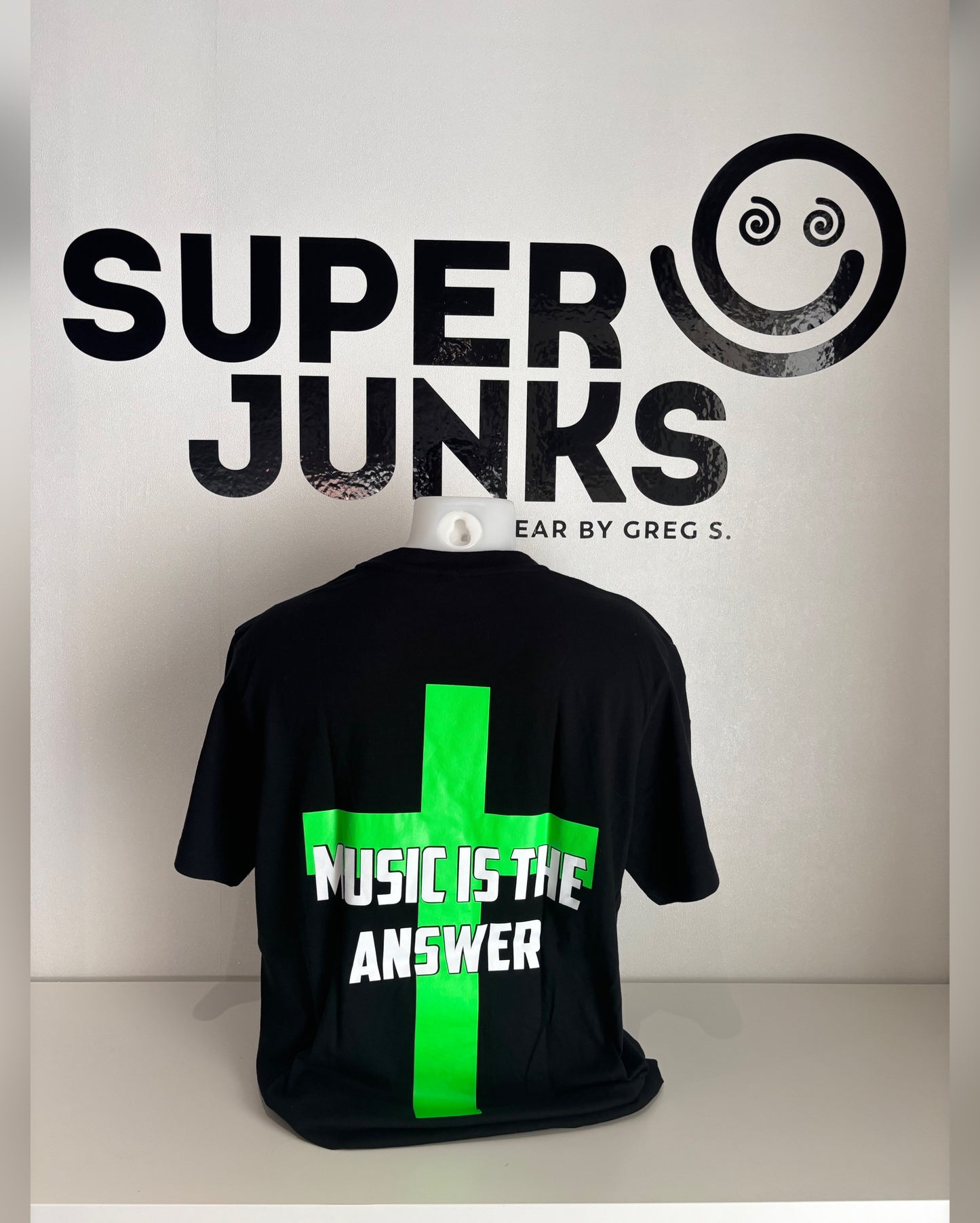 MUSIC IS THE ANSWER GREEN FLUO T-SHIRT