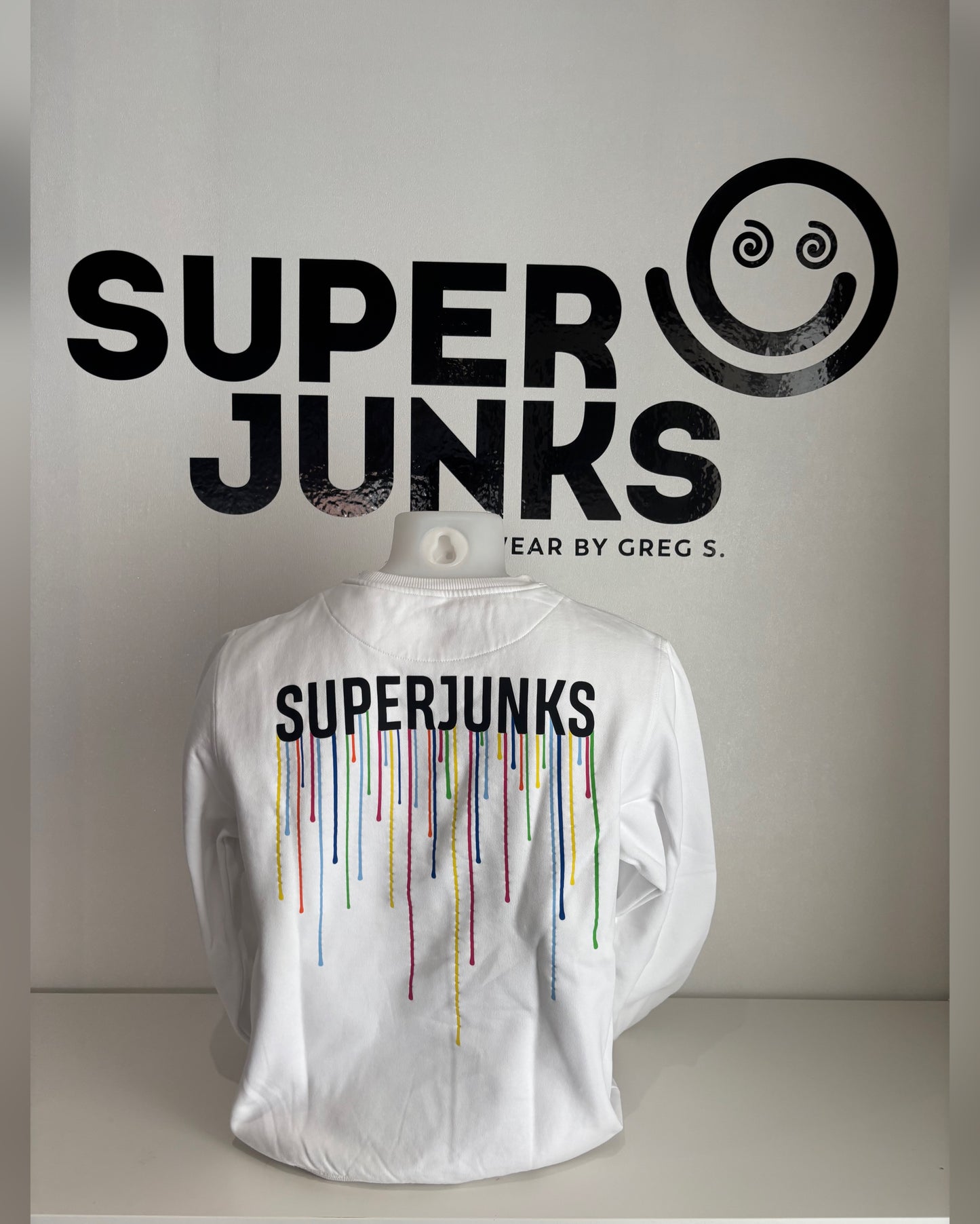 SUPER JUNKS DROPS SWEATER