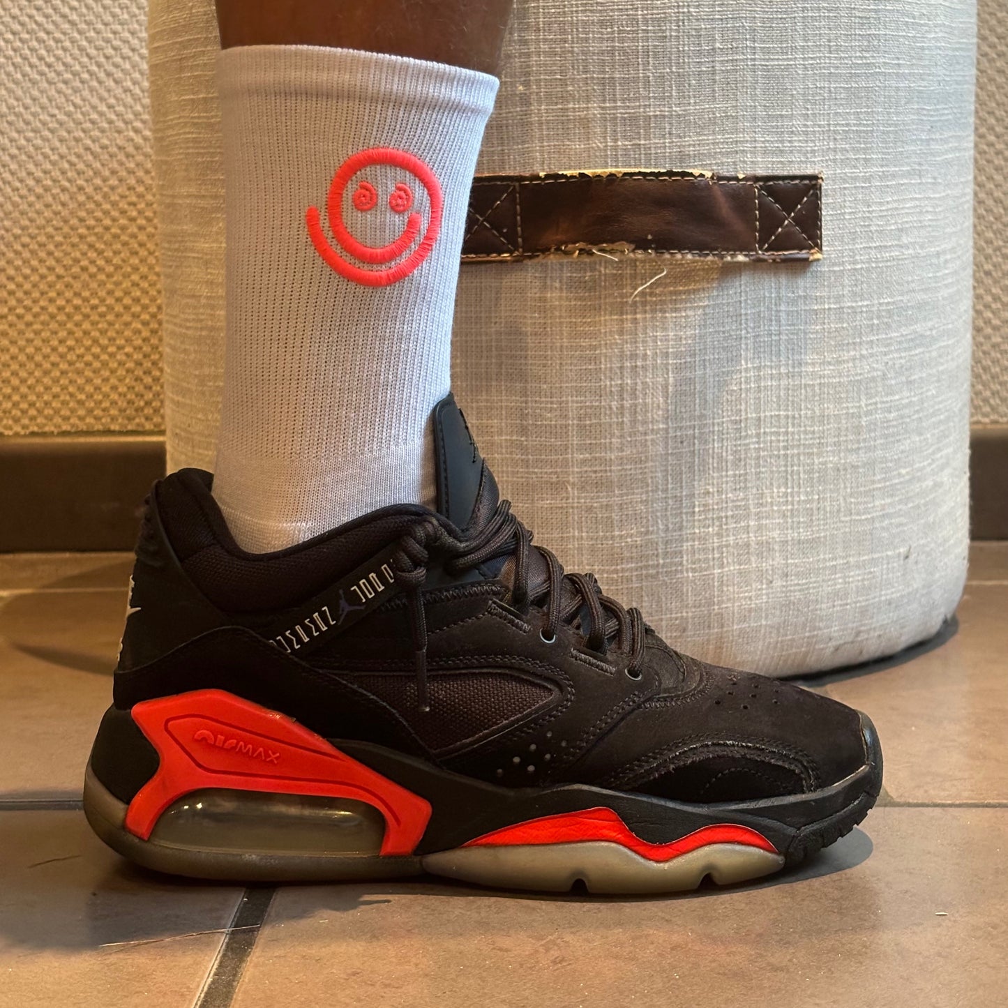 SUPER SMILEY SOCKS PINK (white)